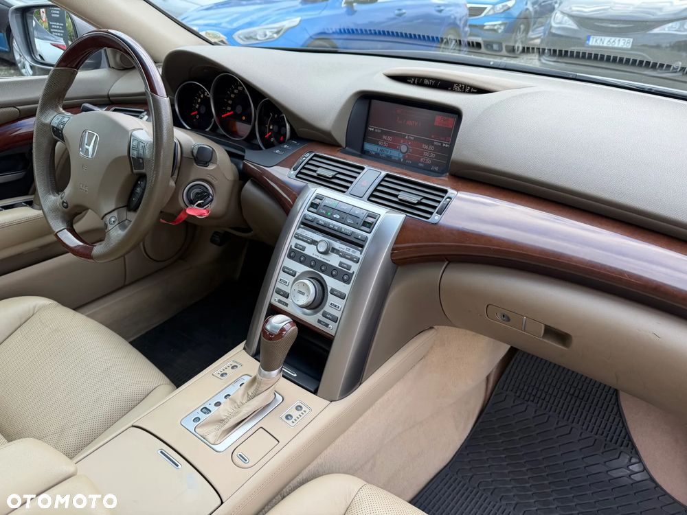 Honda Legend - 36