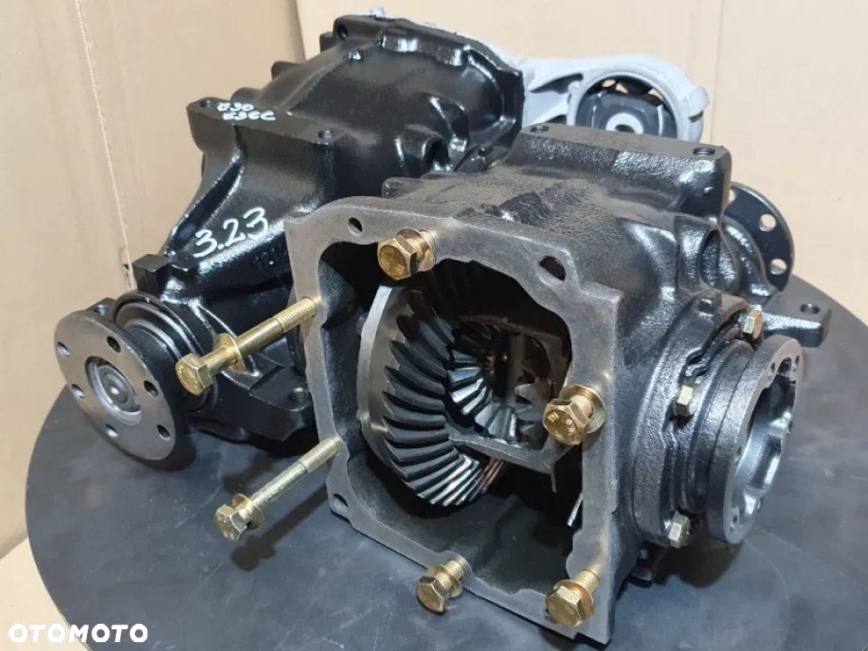 BMW E36 COMPACT dyfer most 3.23 - 1