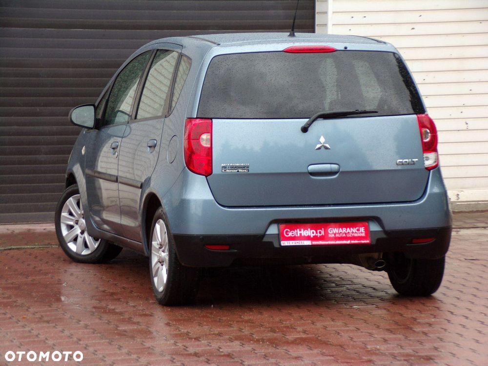 Mitsubishi Colt - 15