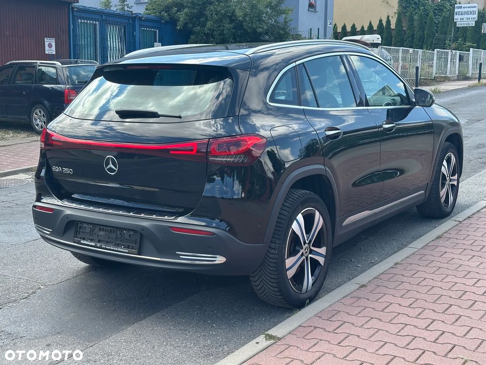 Mercedes-Benz EQA 250 - 3
