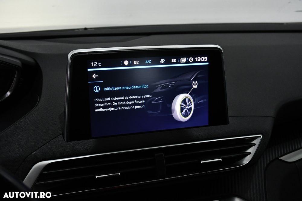 Peugeot 5008 1.2 Puretech Turbo s&s Active - 22