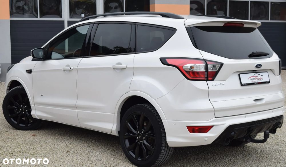 Ford Kuga 2.0 TDCi 4x4 ST-Line - 10