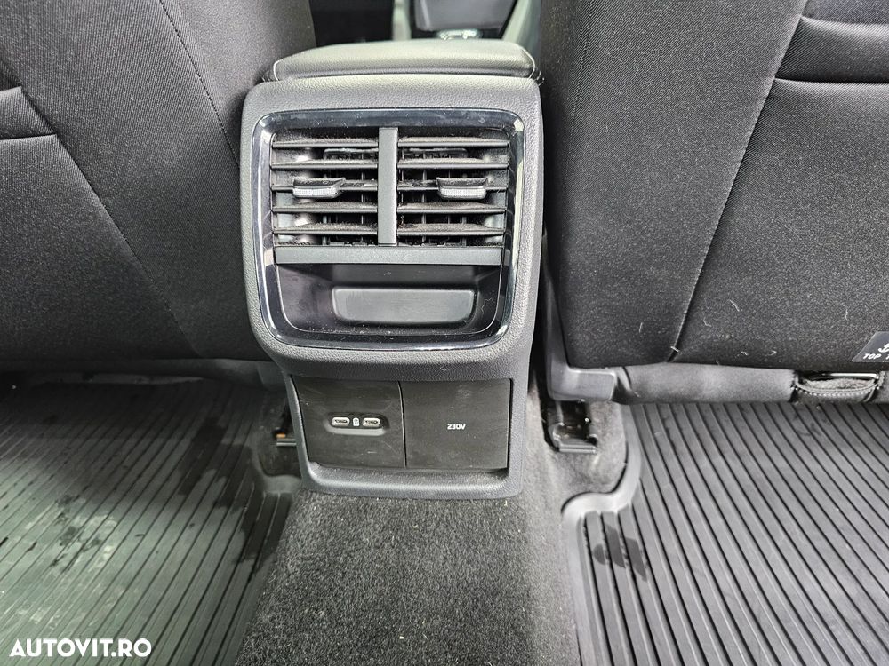 Skoda Octavia 2.0 TDI DSG Ambition - 26