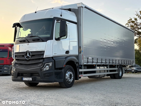 Mercedes-Benz Actros 5