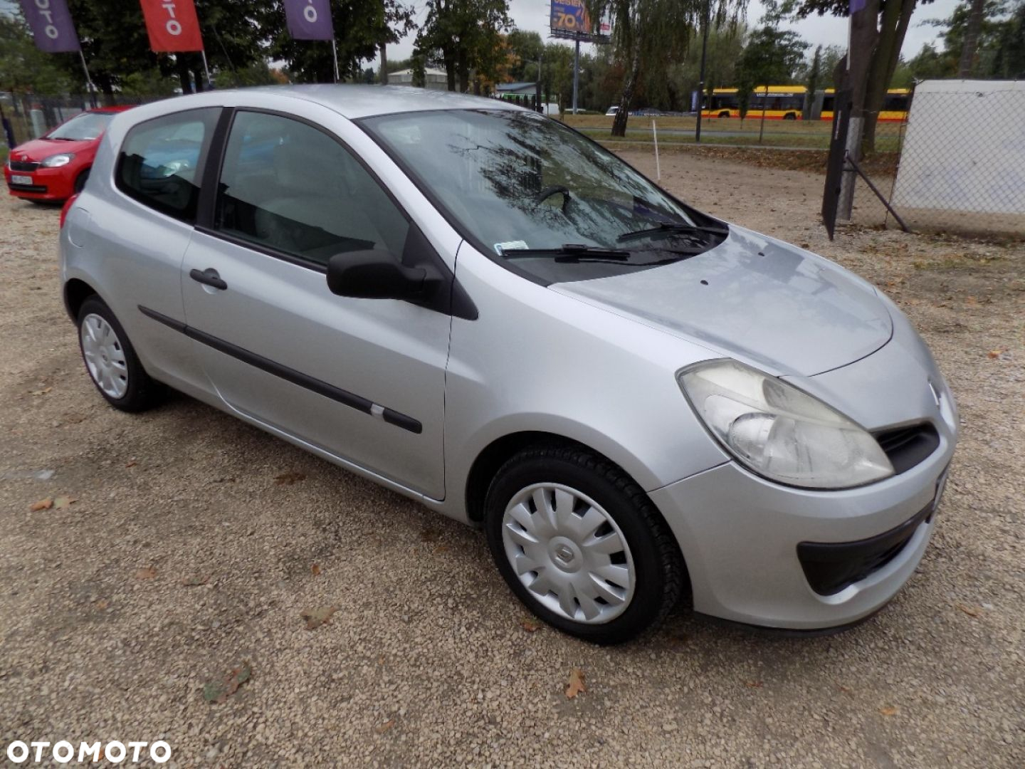 Renault Clio - 2