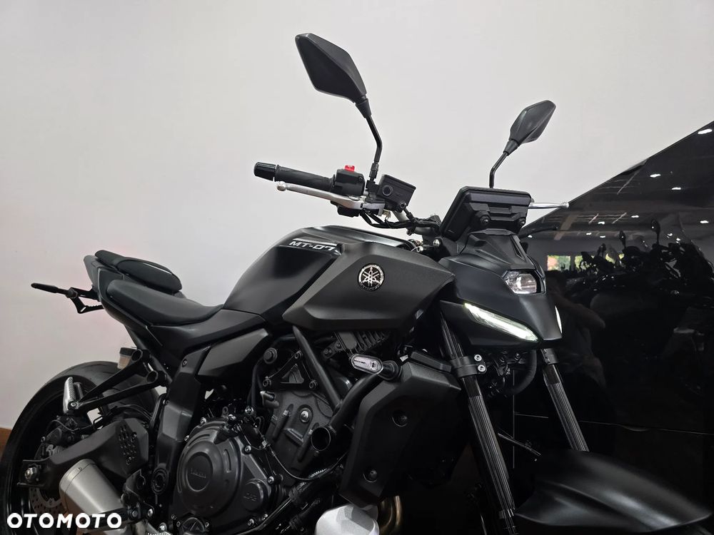 Yamaha MT - 1