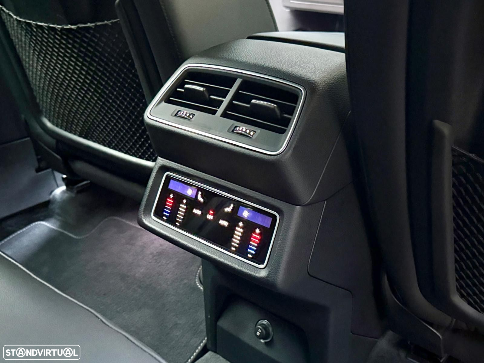 Audi e-tron 55 quattro S line - 24