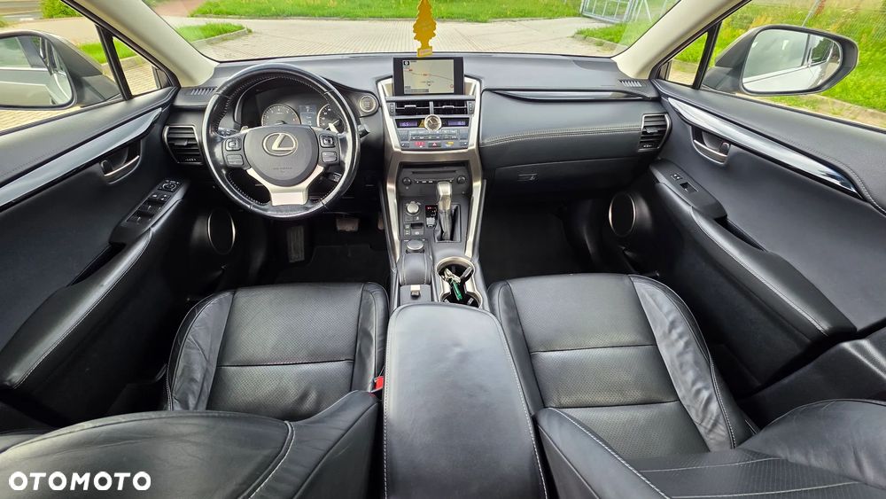 Lexus NX 200t Elite AWD - 14