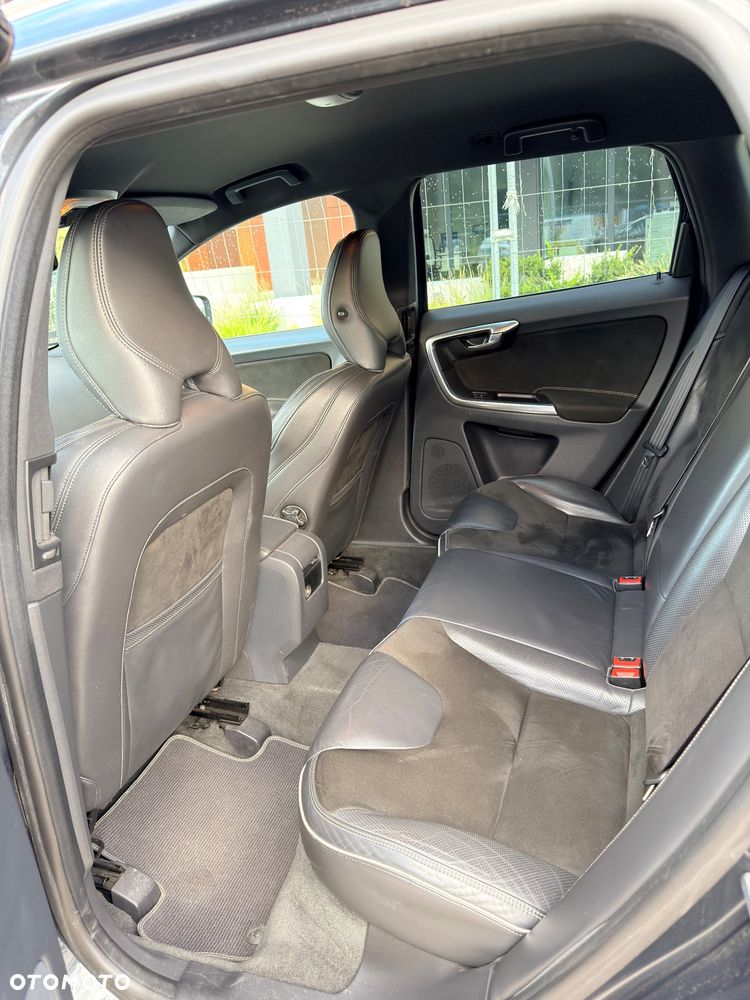 Volvo XC 60 - 8