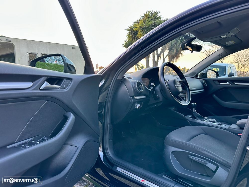 Audi A3 Sportback - 15