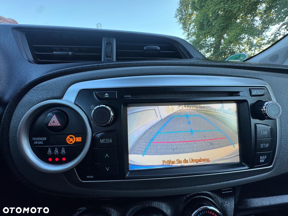 Toyota Yaris - 15