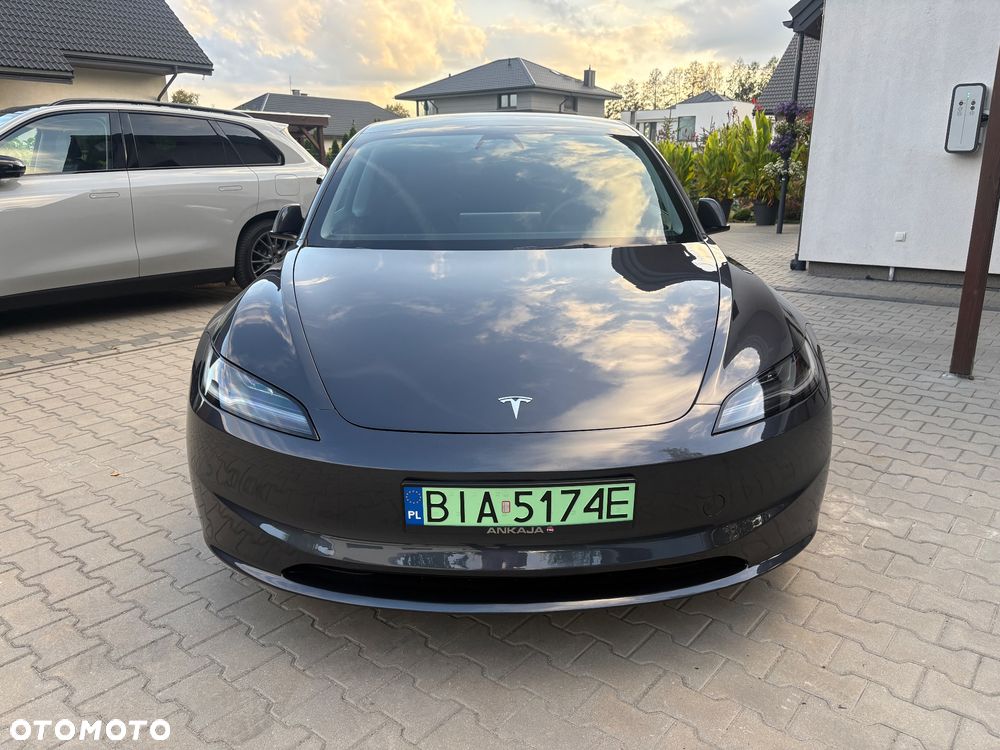 Tesla Model 3 - 28