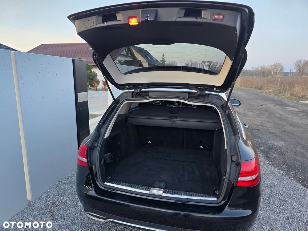 Mercedes-Benz Klasa C 180 (BlueTEC) d Avantgarde - 12