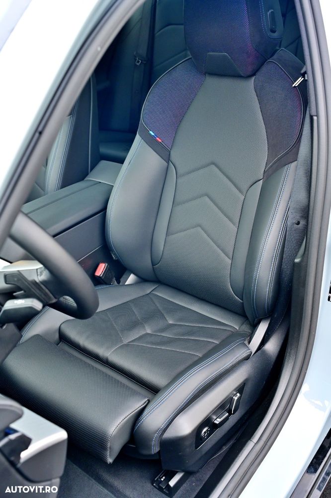 BMW Seria 5 520d AT MHEV - 30
