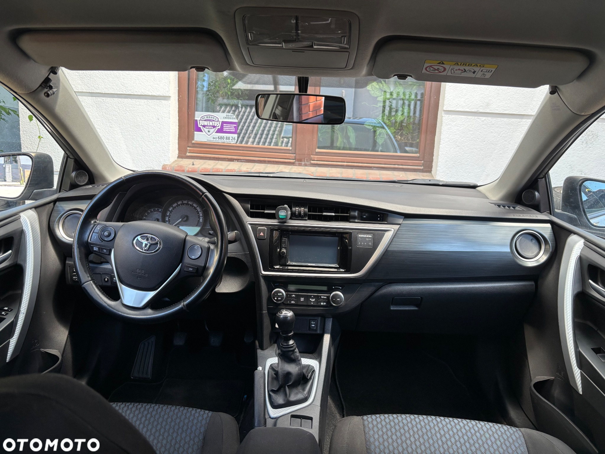 Toyota Auris 1.6 Active - 21