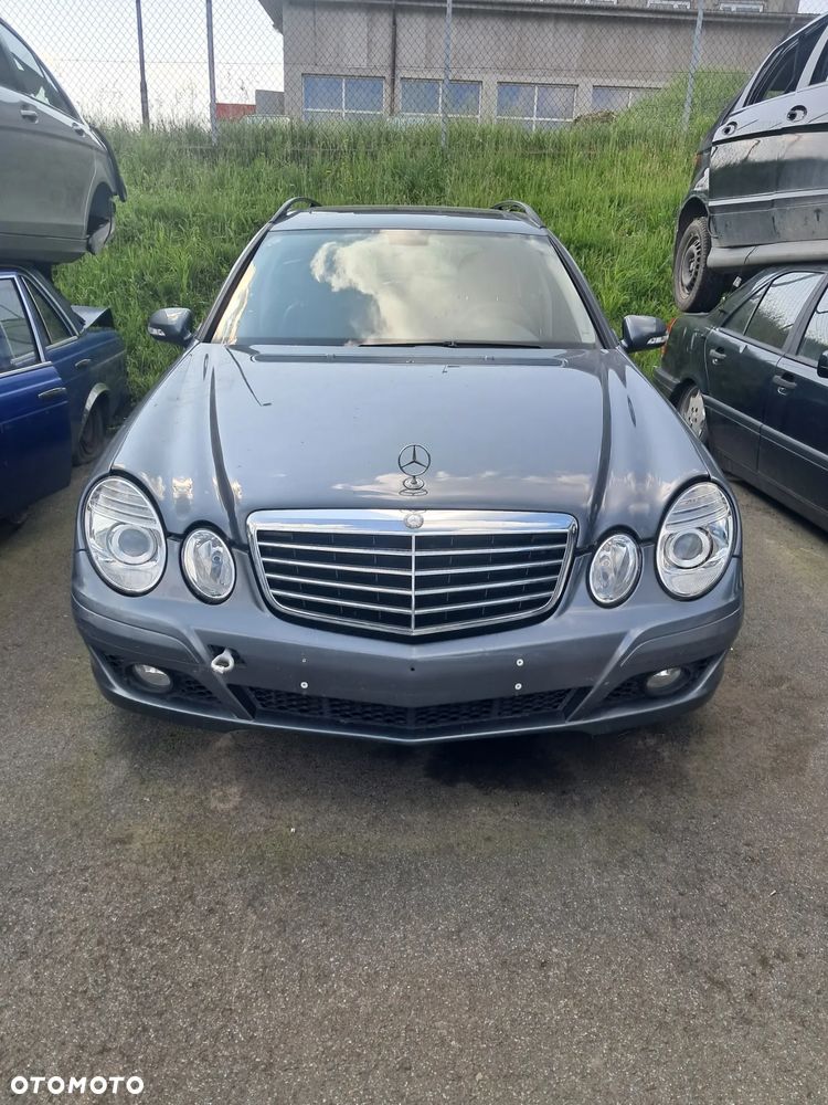 Mercedes W211 E Klasa LIFT C368 - 3