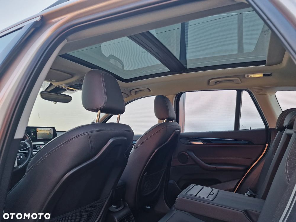 BMW X1 sDrive20i Advantage sport - 22