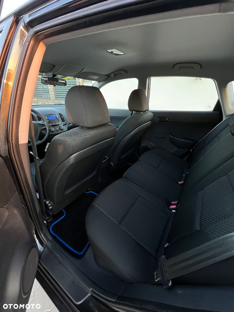 Hyundai i30 1.4 Blue Comfort - 8