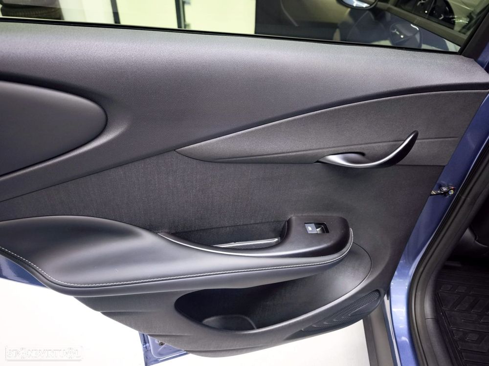 BYD Dolphin 60.4 kWh Design - 14