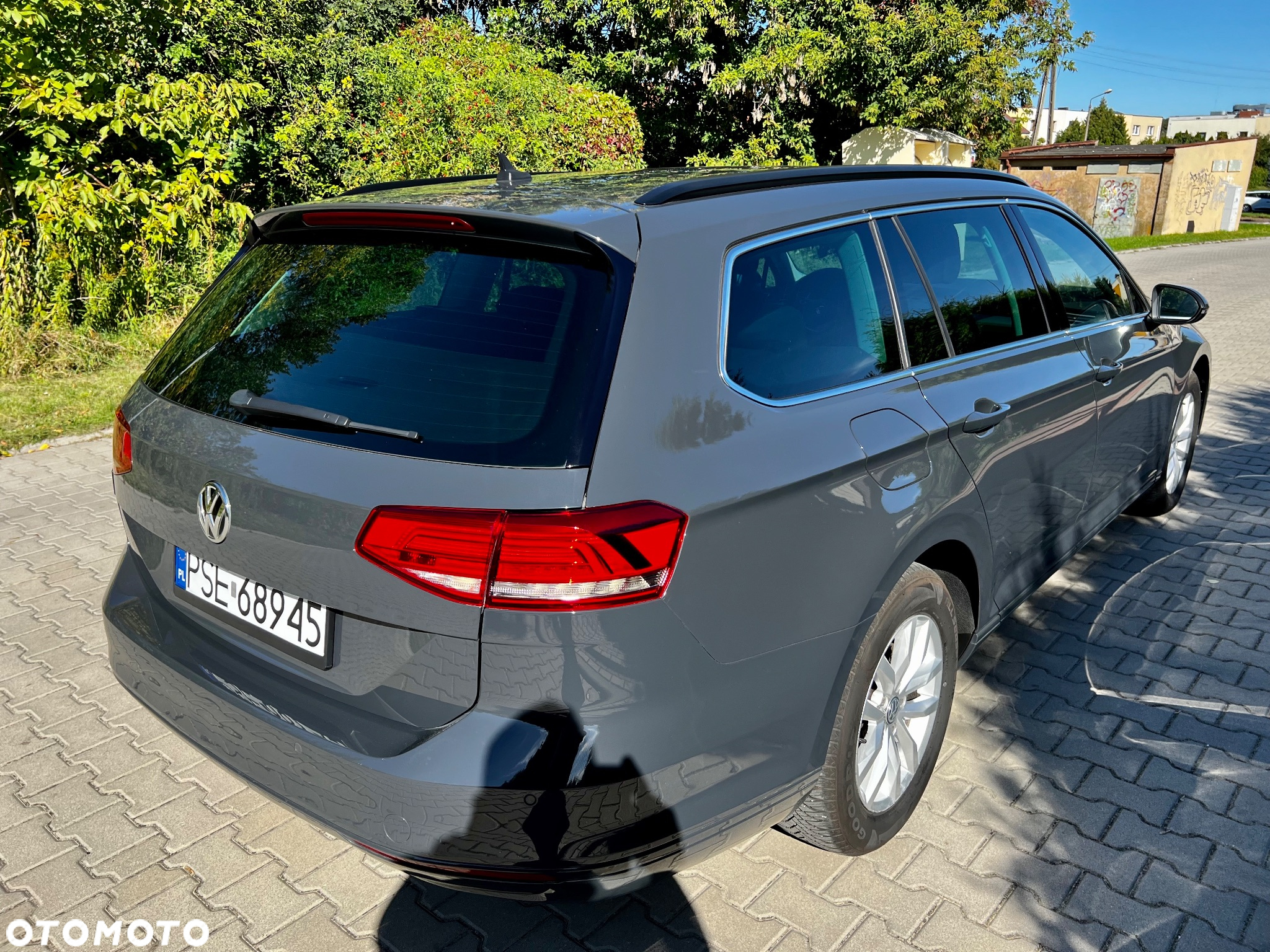 Volkswagen Passat Variant 2.0 TDI DSG (BlueMotion Technology) Comfortline - 13