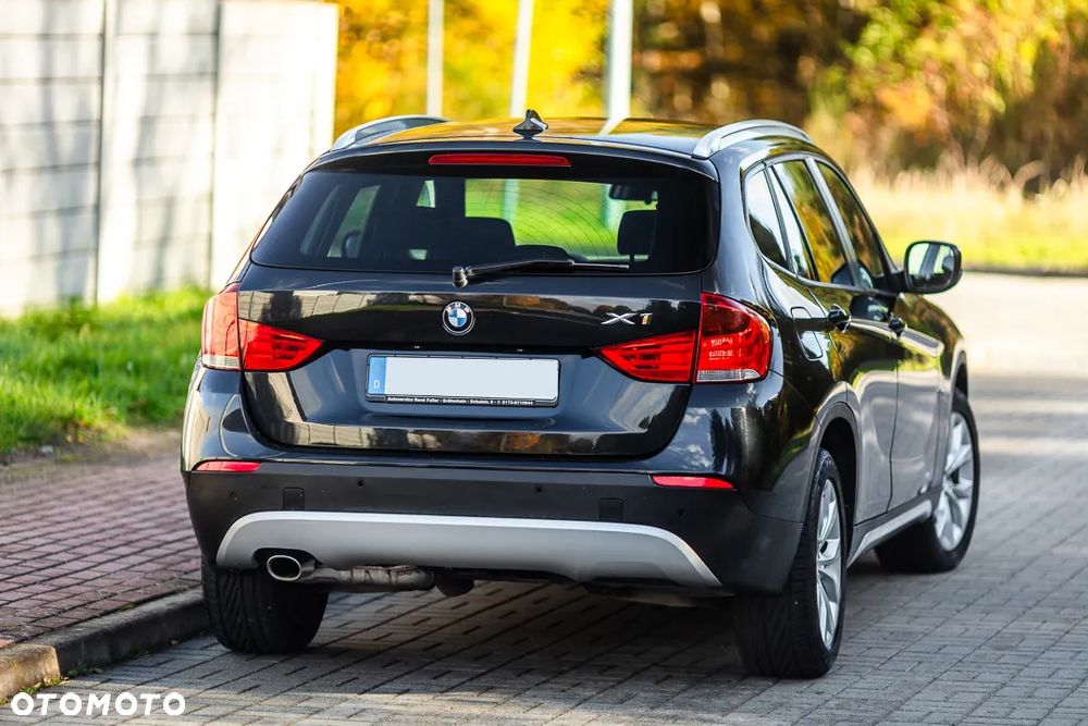 BMW X1 sDrive18i Sport Line - 6