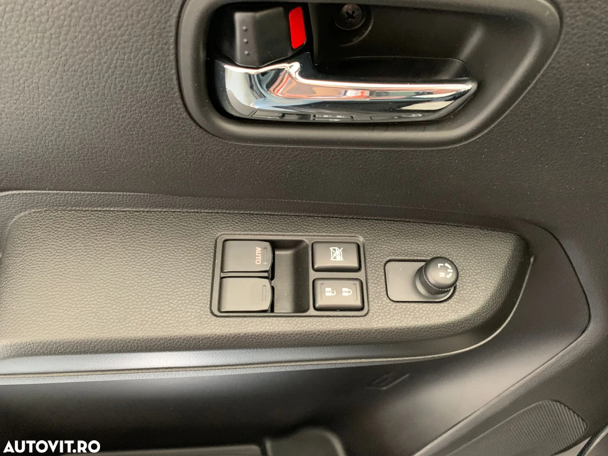 Suzuki Ignis Mild-Hybrid 1.2 Dualjet 12V Passion - 4