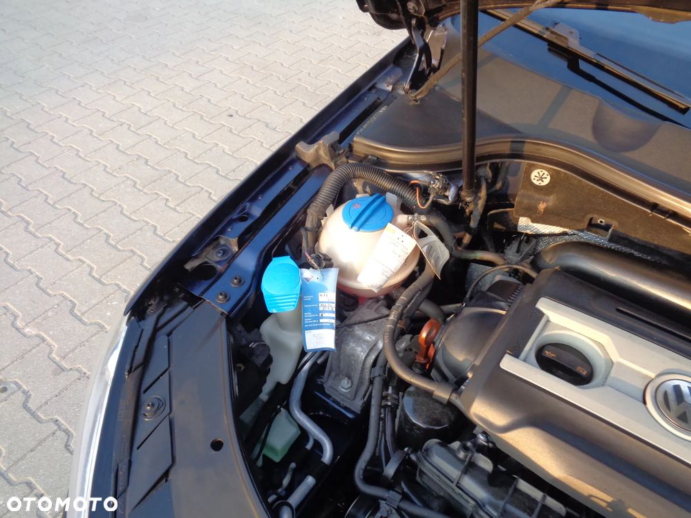 Volkswagen Passat 1.8 TSI Highline - 40