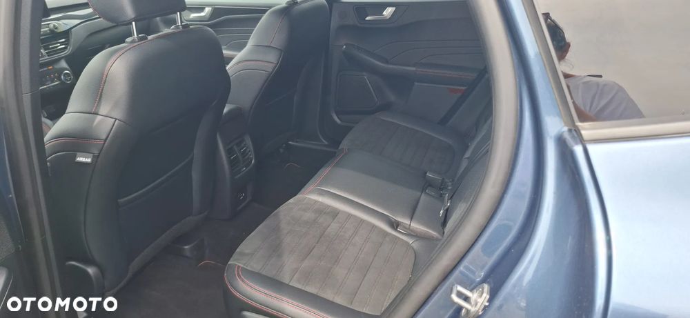 Ford Kuga 1.5 EcoBoost FWD ST-Line X - 13