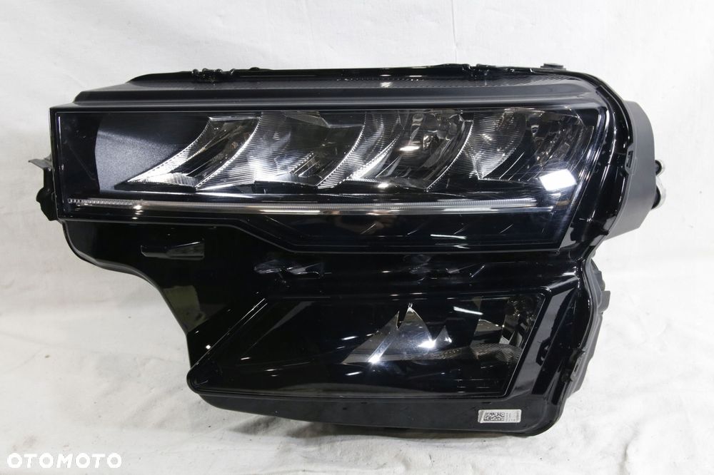 reflektor lampa standard led europa oryginał skoda karoq 57a 57 lift 2022-