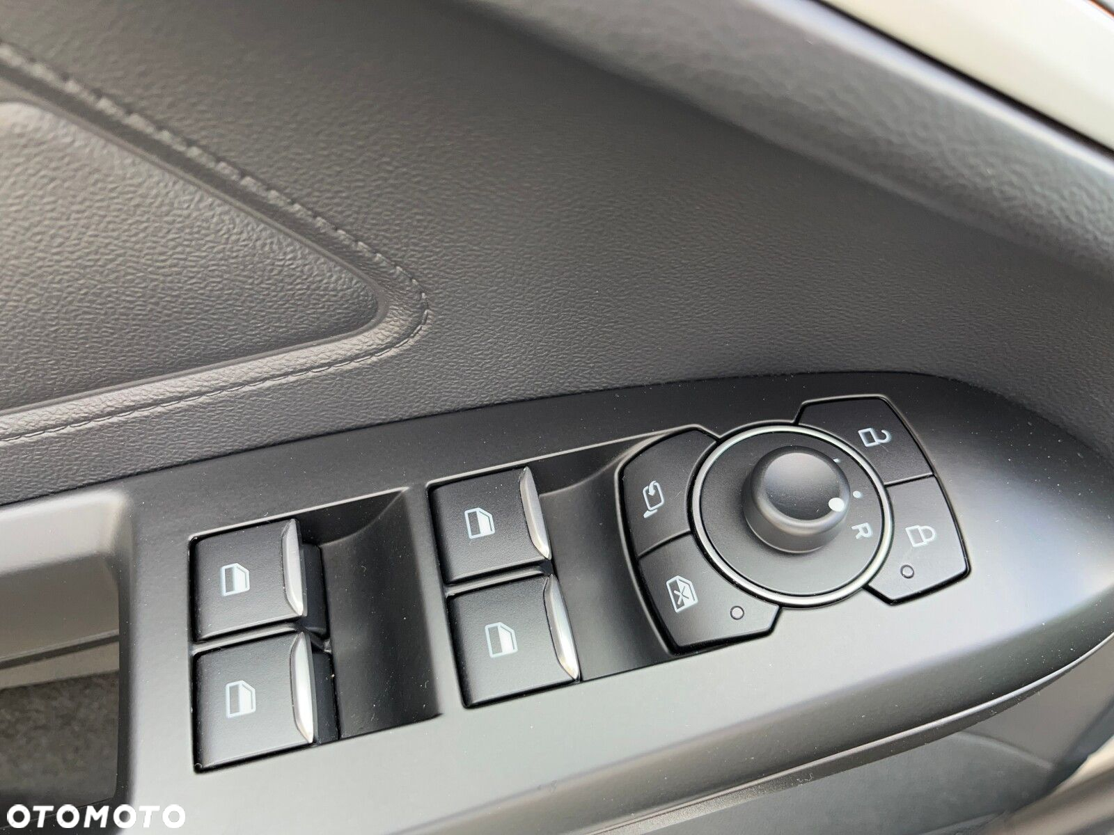 Ford Focus - 10