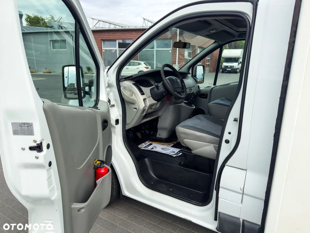 Renault TRAFIC Food Truck Sklep Foodtruck gastronomiczny - 19