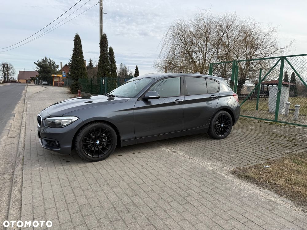 BMW Seria 1 120i - 13