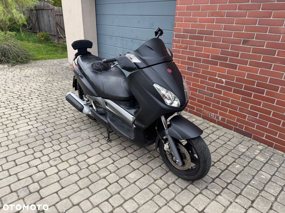 Yamaha X-max - 3