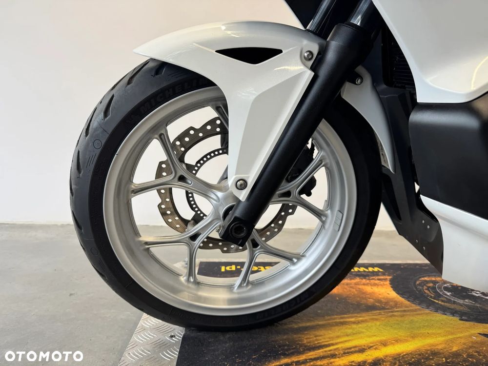 Honda NC - 19