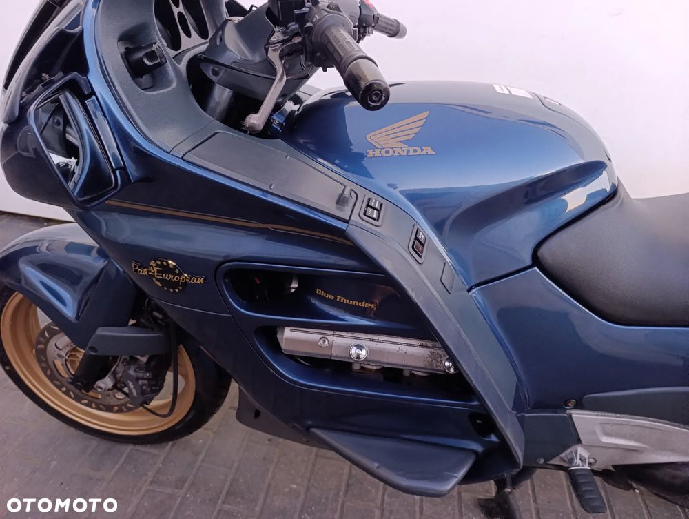 Honda ST - 13