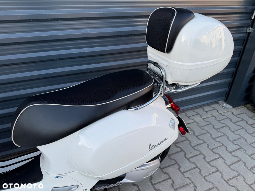 Piaggio Vespa - 15