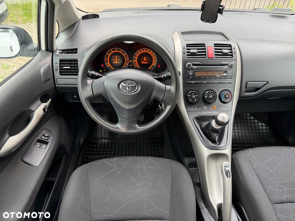 Toyota Auris 1.33 VVT-i Life - 8