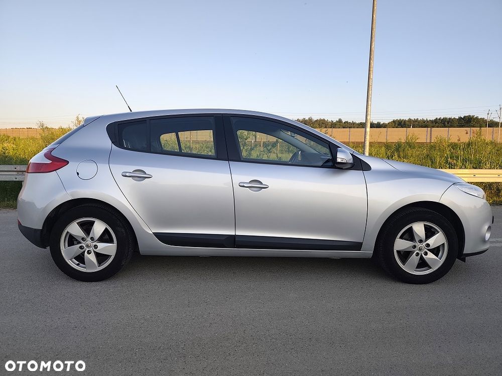 Renault Megane 1.6 16V Generation - 4