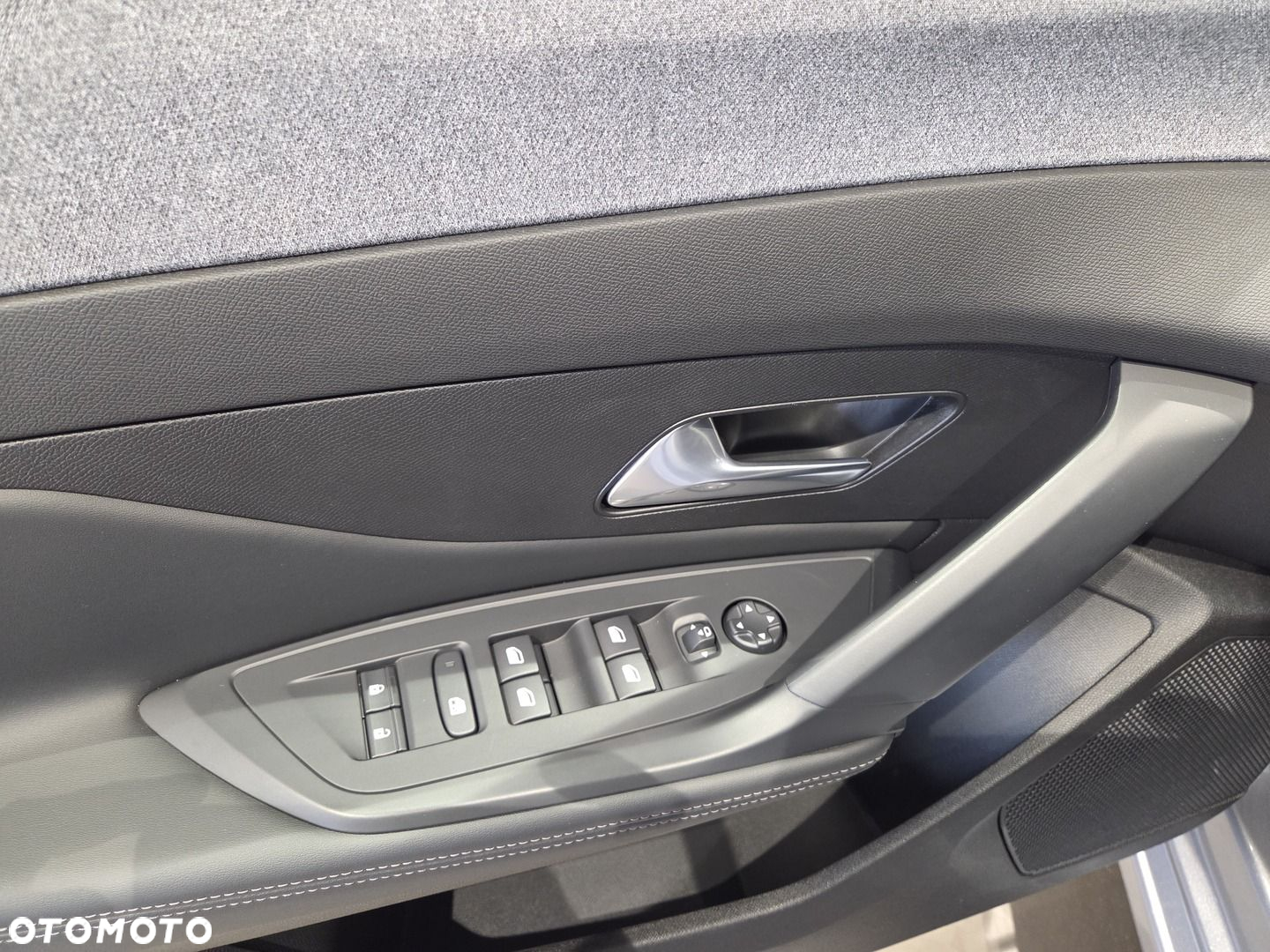 Peugeot 308 - 13