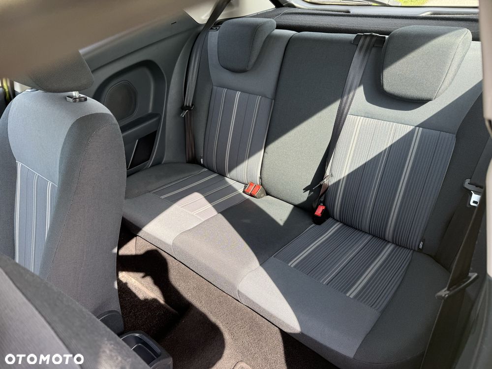 Ford Fiesta - 8