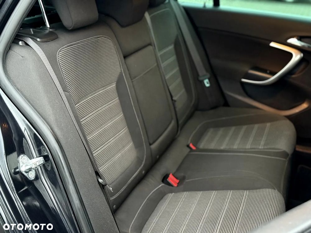 Opel Insignia 1.6 SIDI Turbo ecoFLEX Start/Stop Innovation - 26