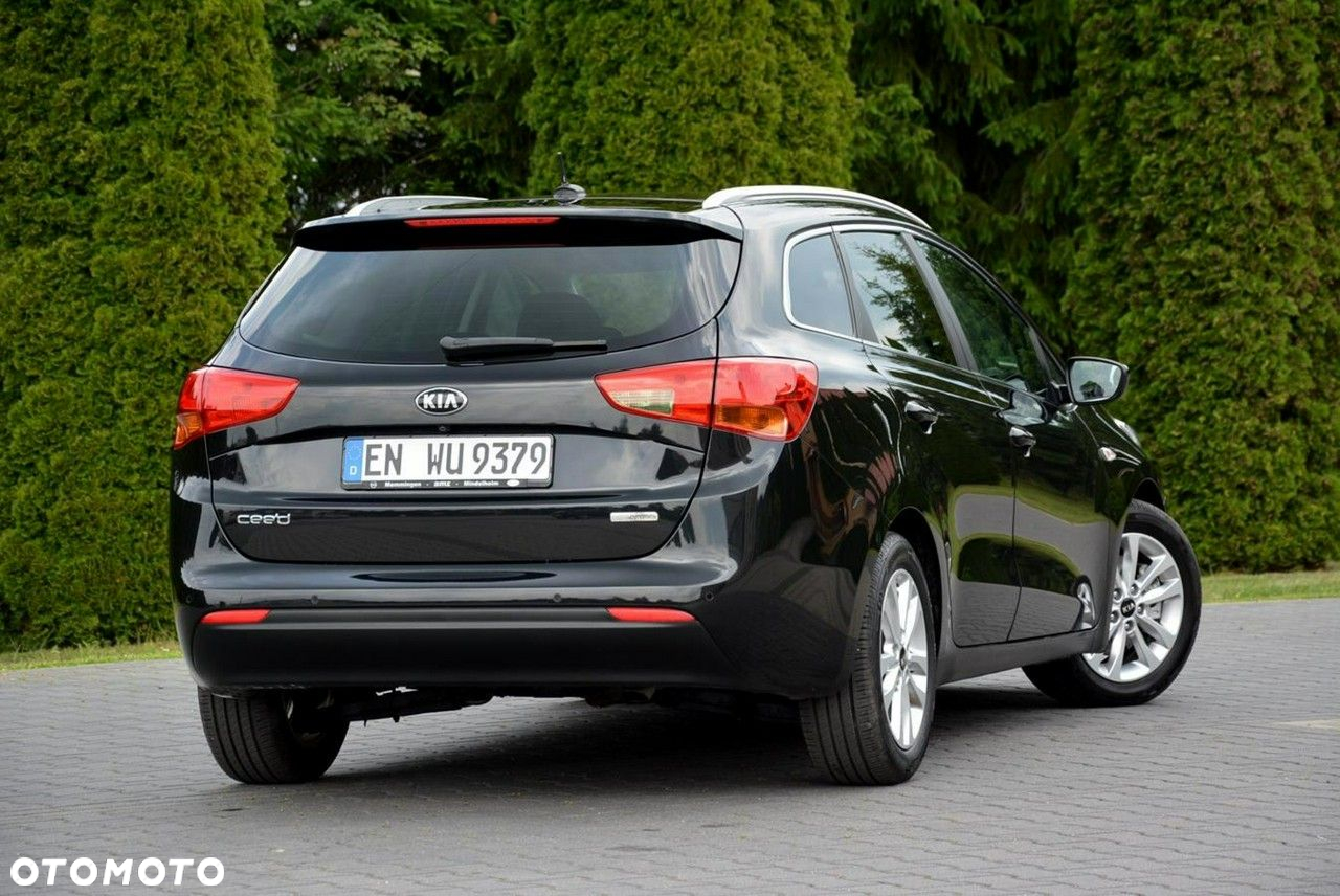 Kia Ceed 1.6 GDI ISG SW Platinum Edition - 15
