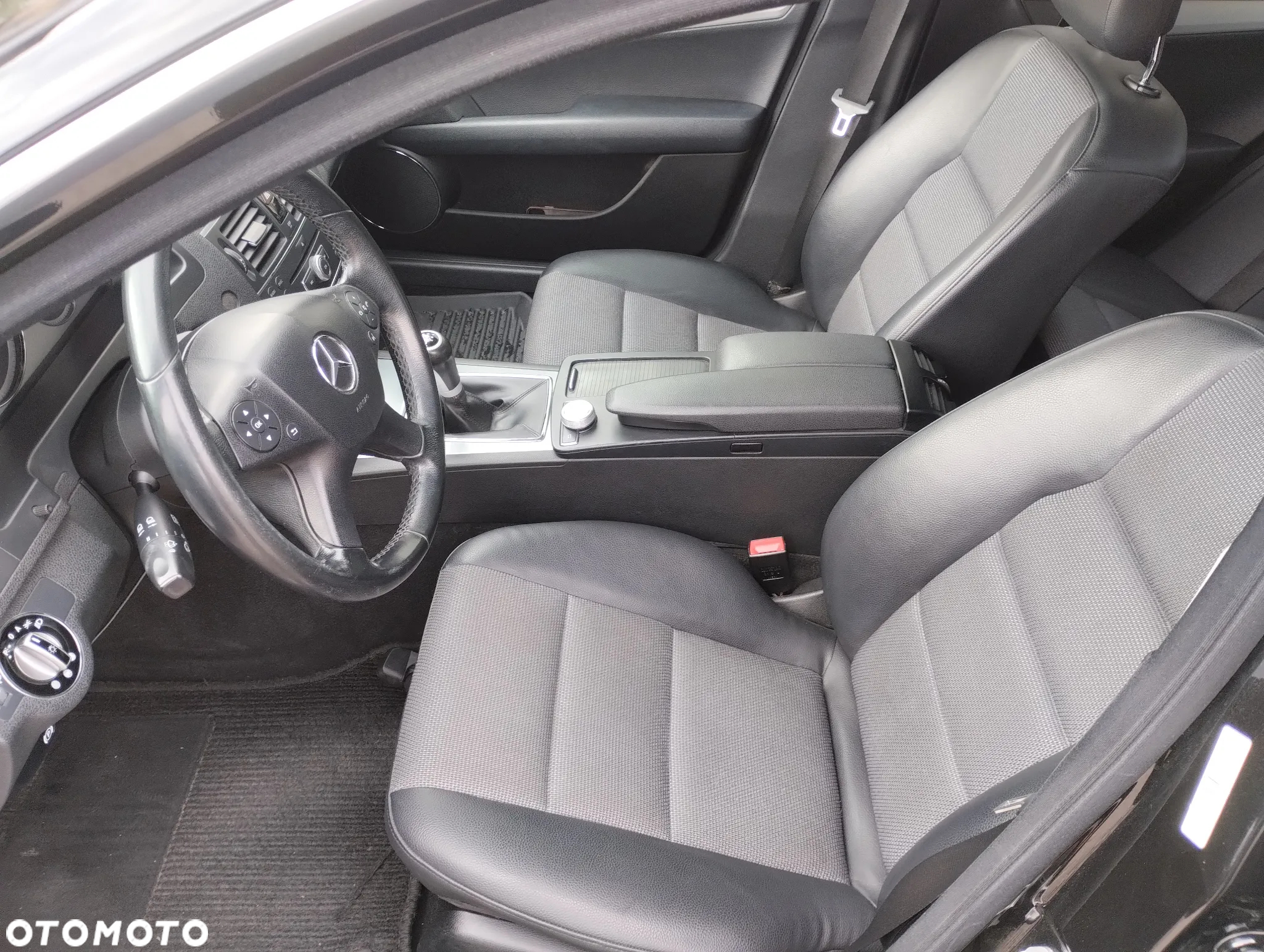 Mercedes-Benz Klasa C 200 Kompressor Avantgarde - 14