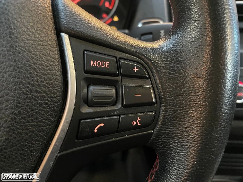 BMW 116 d Aut. Sport Line - 11