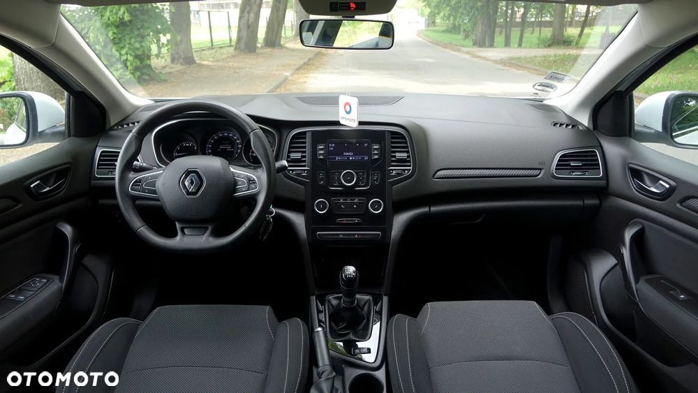 Renault Megane - 11