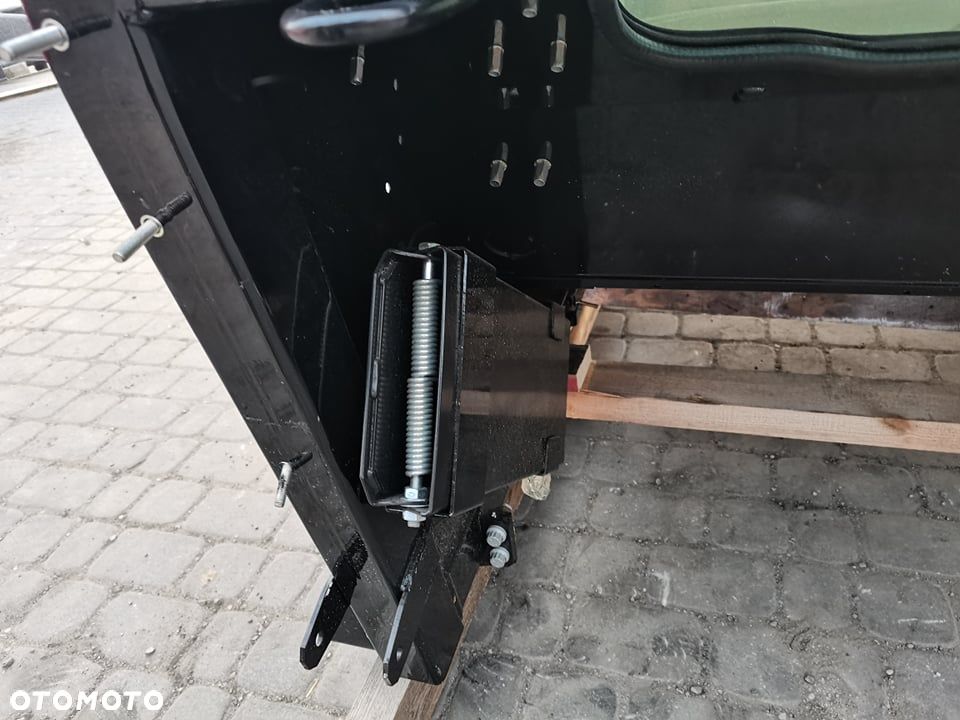 Kabina z wyposażeniem Massey Ferguson serii 7600 - 7