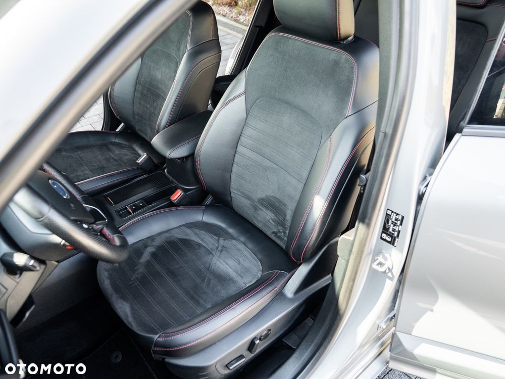 Ford Kuga 1.5 EcoBoost ST-LINE X - 27