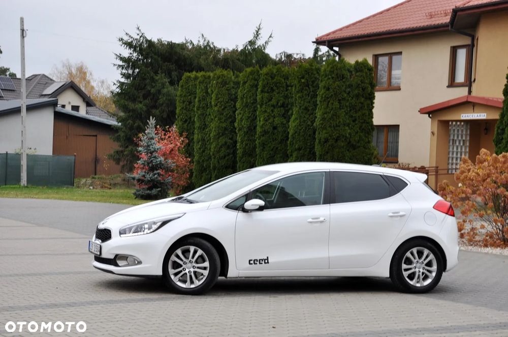 Kia Ceed 1.4 CVVT Edition 7 - 10