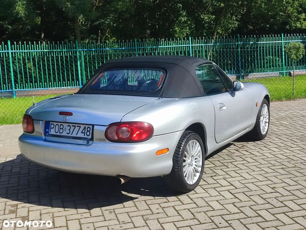 Mazda MX-5 1.9i 16V Sportive - 10