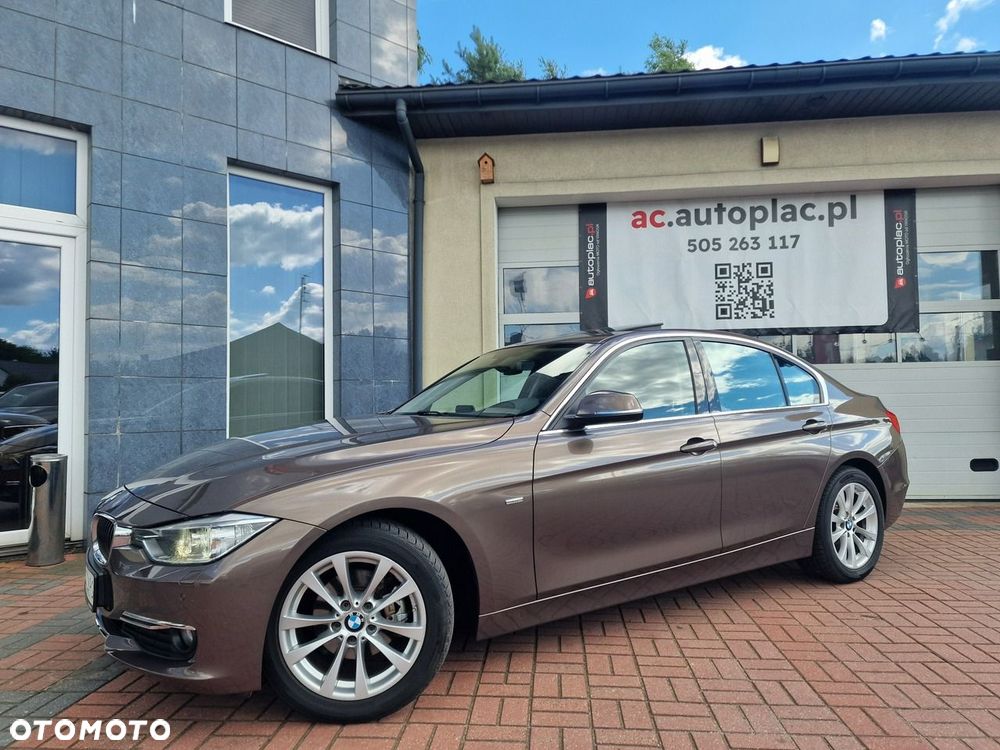 BMW Seria 3 318d Luxury Line - 4